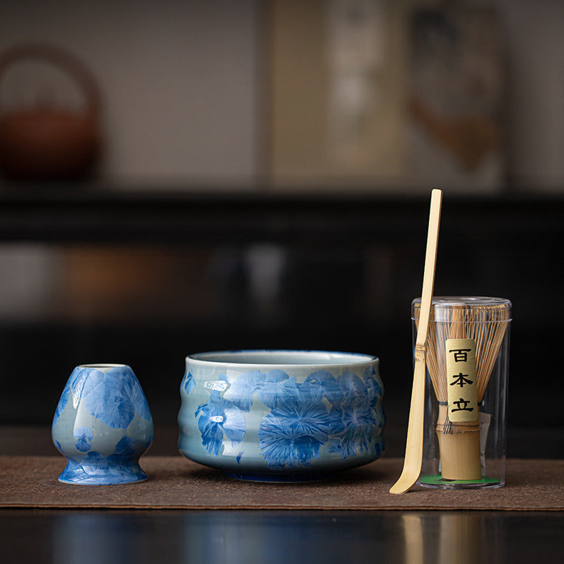 Bol à matcha et repose-fouet artisanal “Fleur Cristal” Bleu
