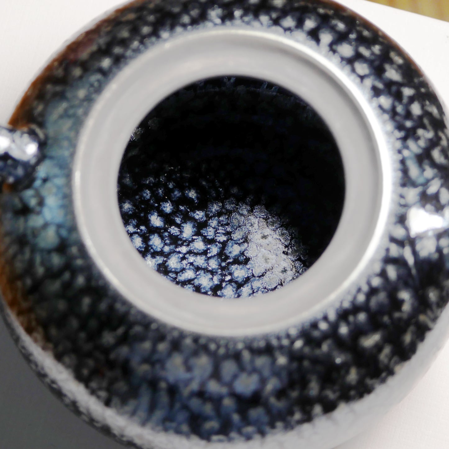 Théière artisanale Tenmoku "floral"